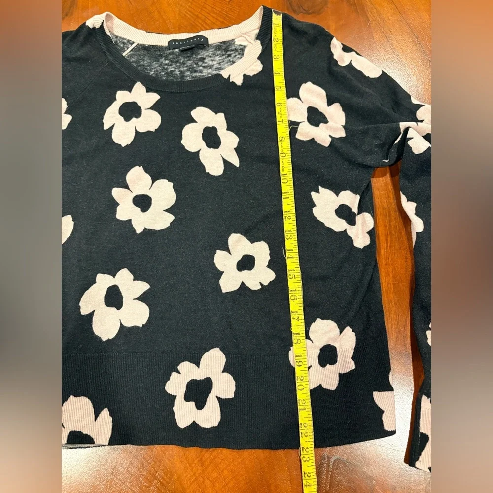 Sanctuary Black and Pink Sweater, size L - Picture 5 of 6